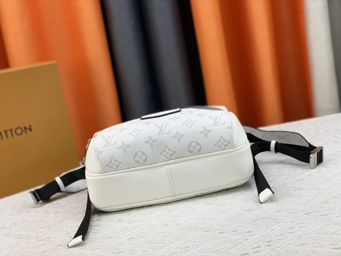 LV $59 gallery