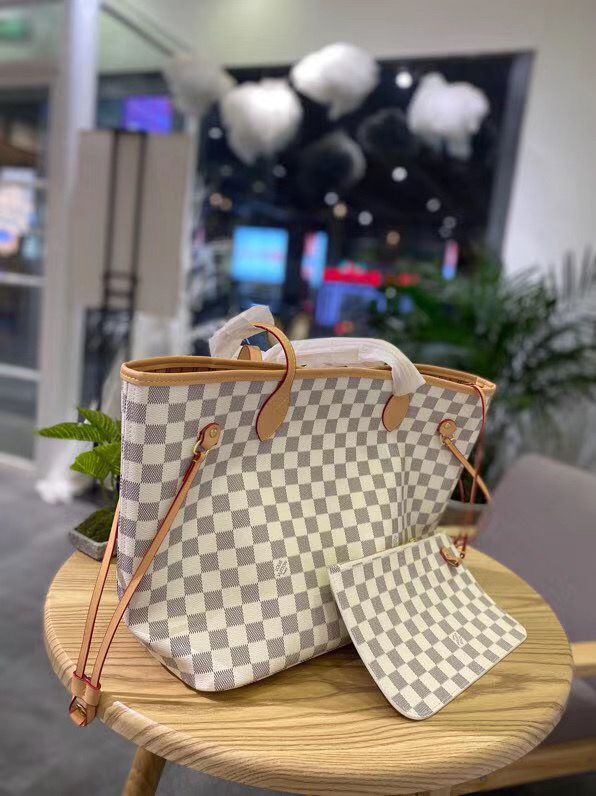 LV $60 gallery