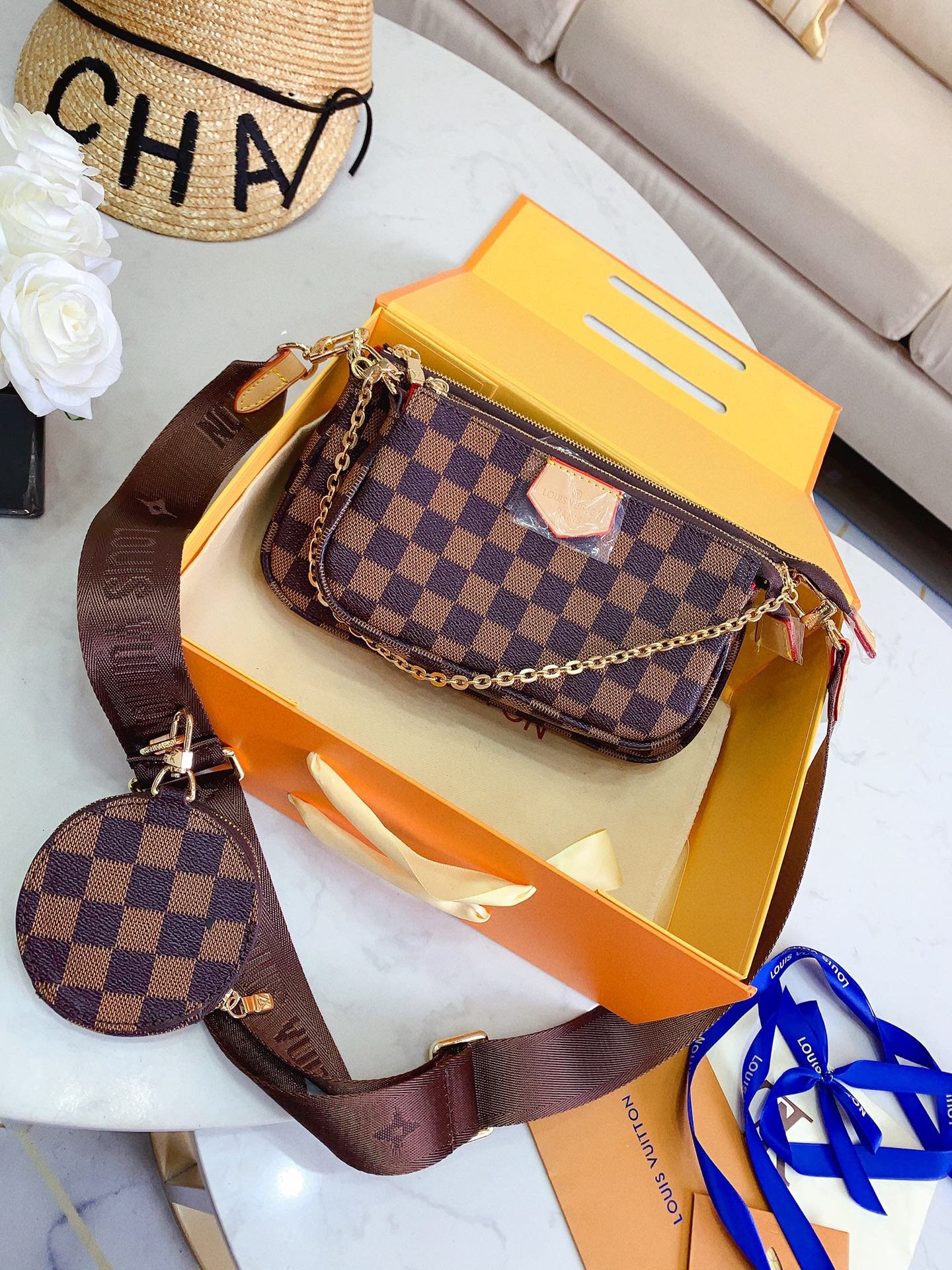 LV $60 gallery