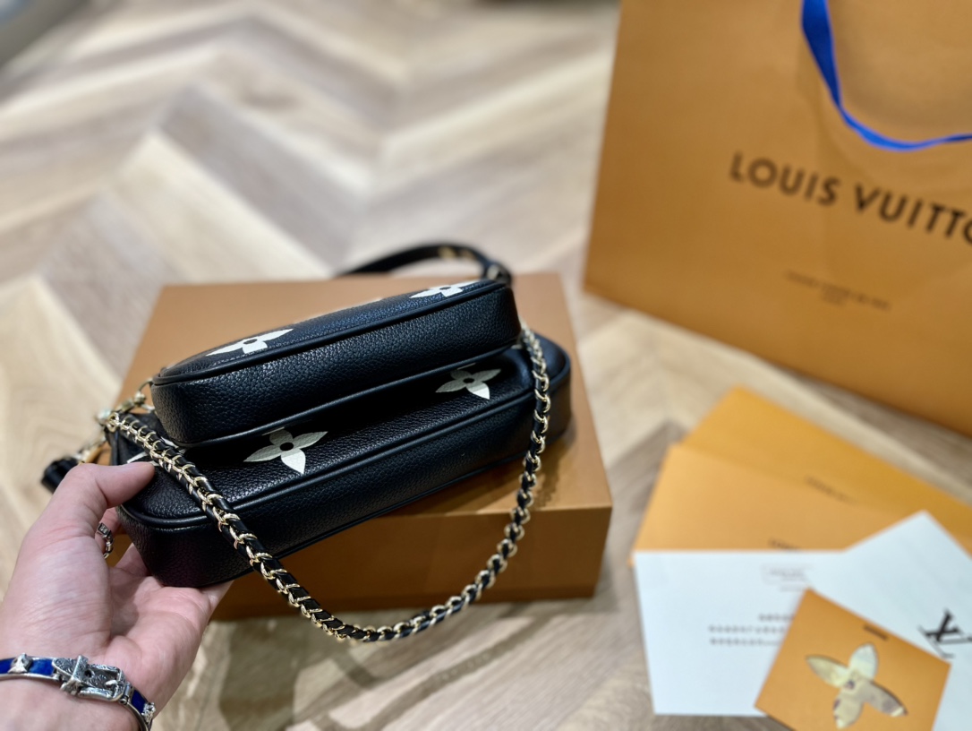 LV $61 gallery