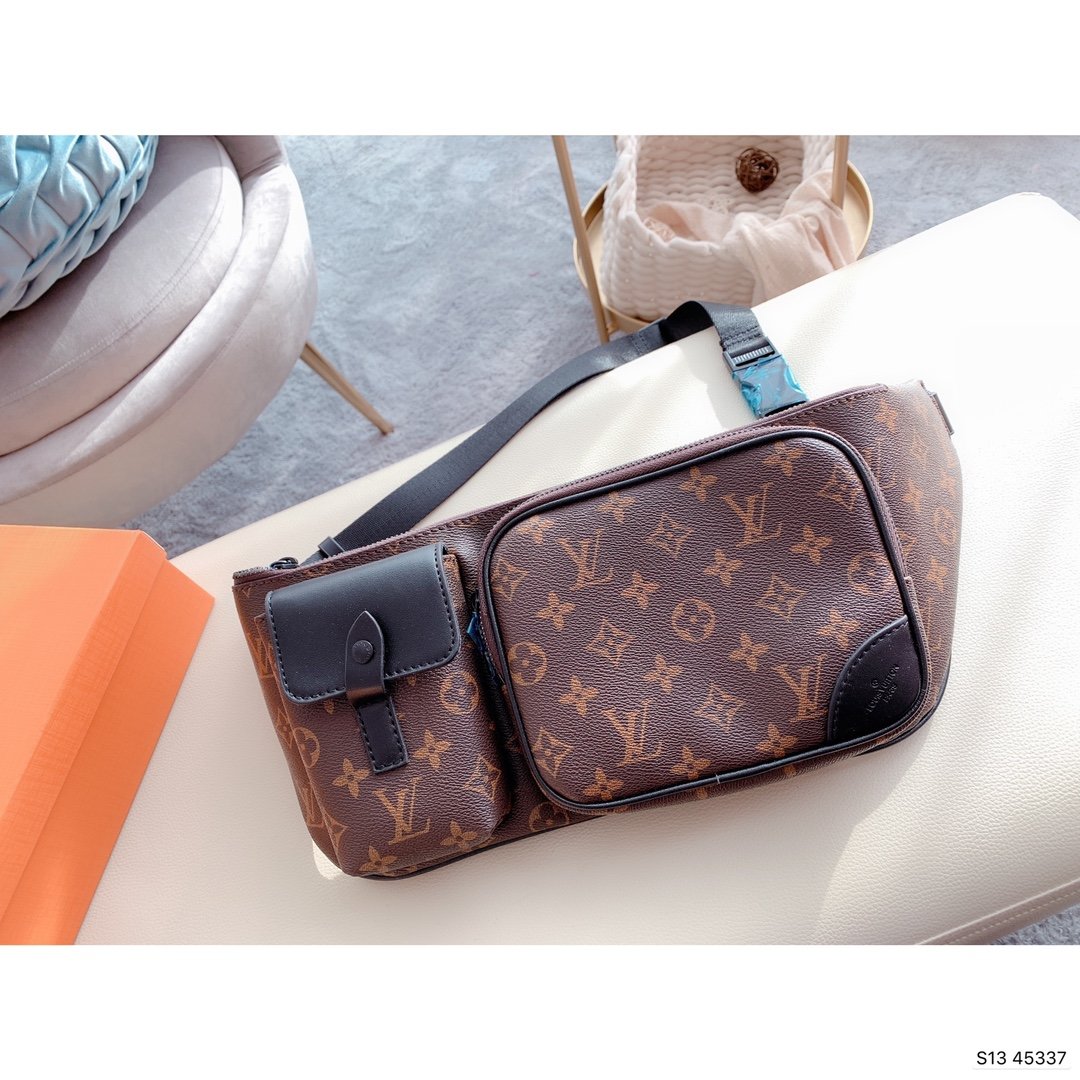 LV $61 gallery