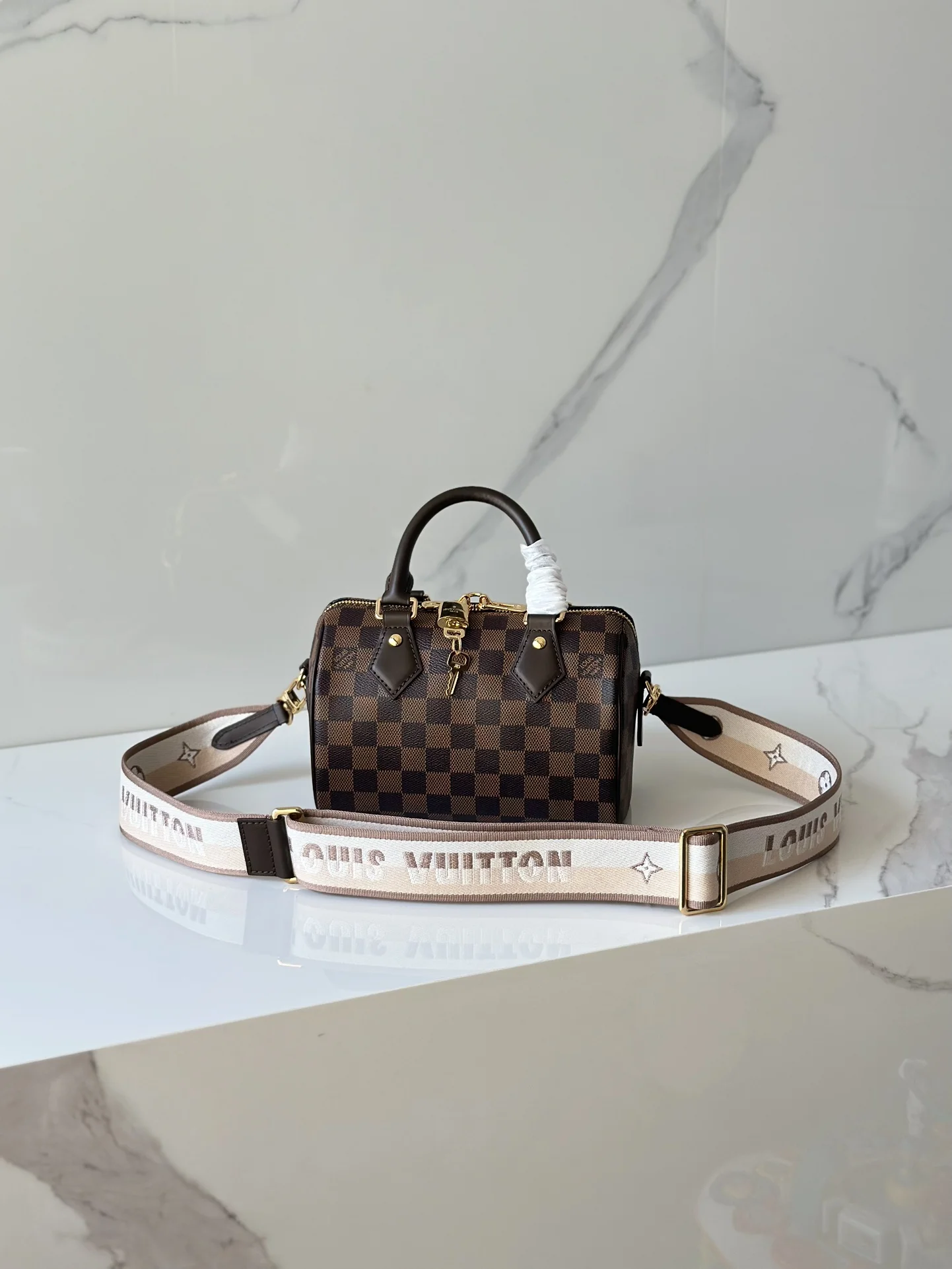 LV $61 gallery