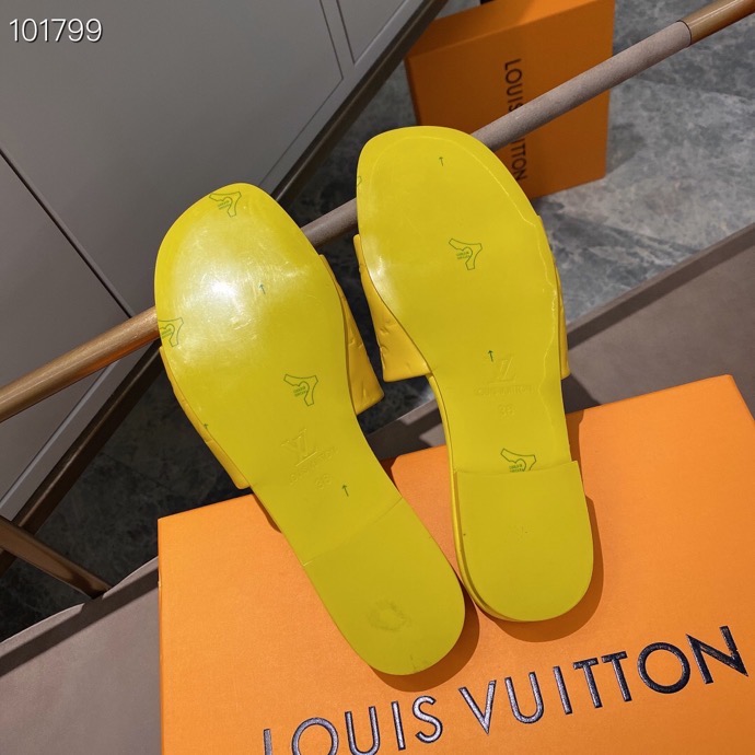 LV $61 gallery