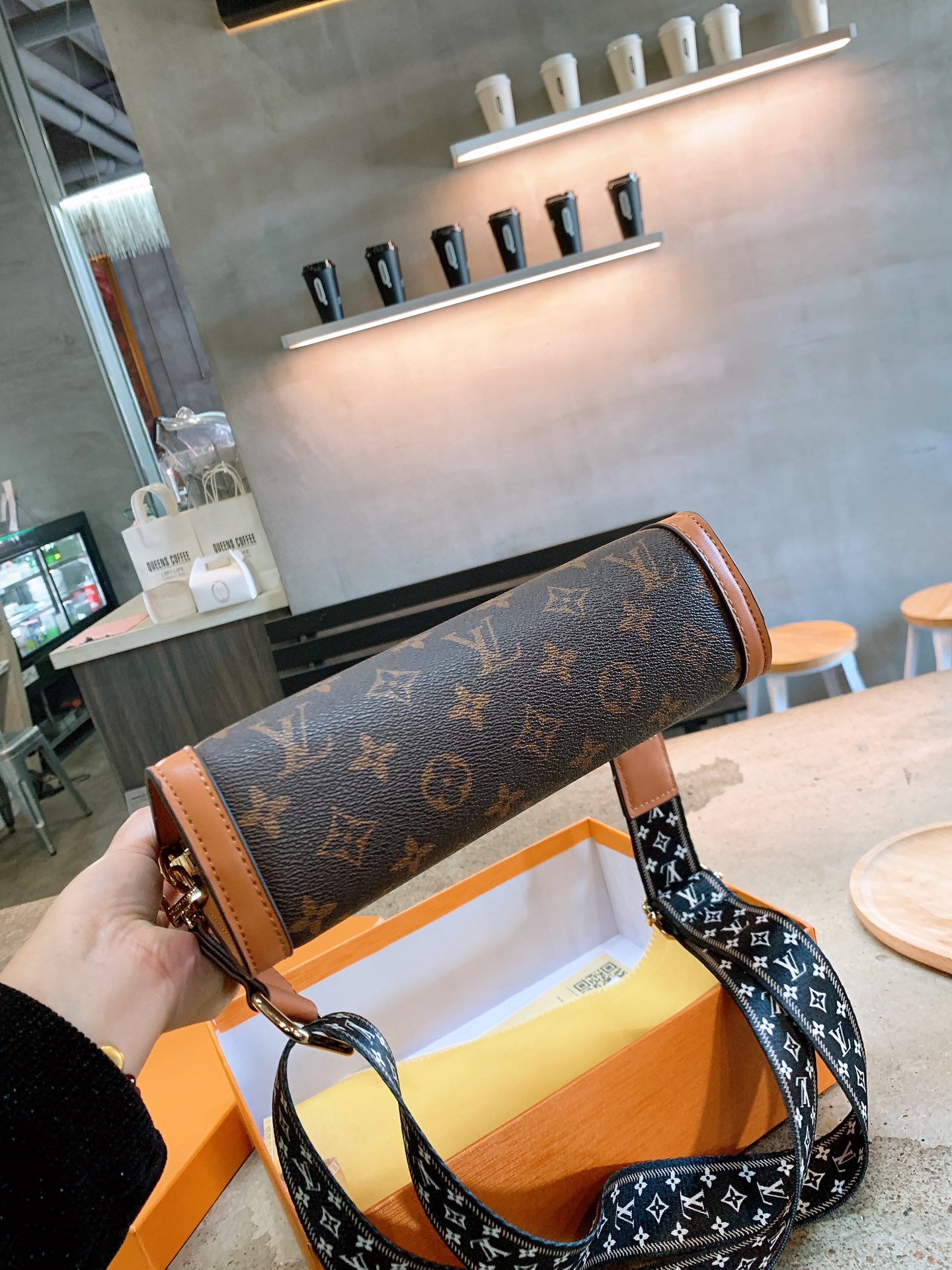 LV $61 gallery