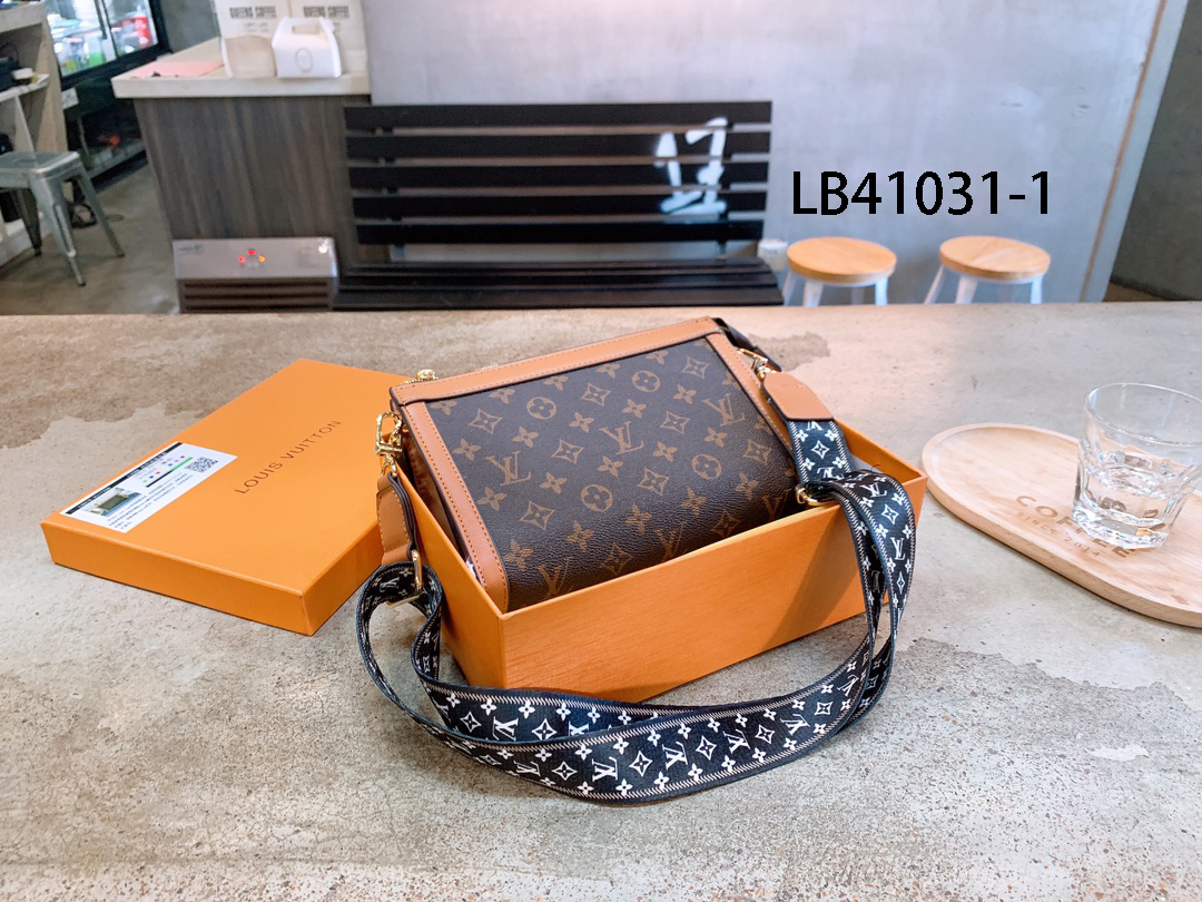 LV $61 gallery