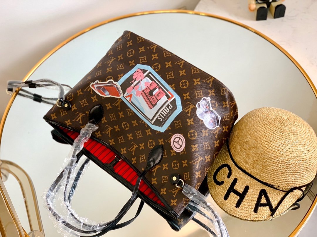 LV $62 gallery