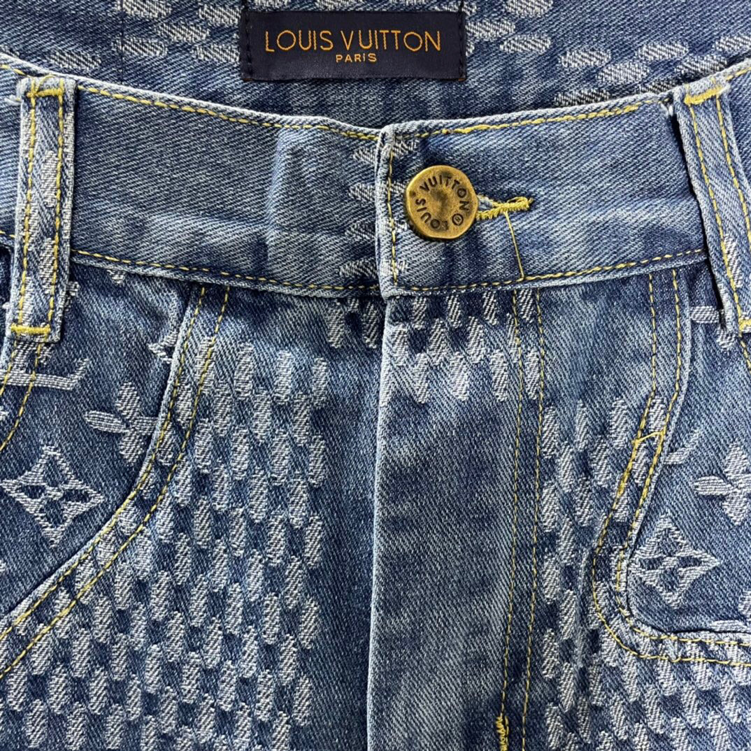 LV $62 gallery