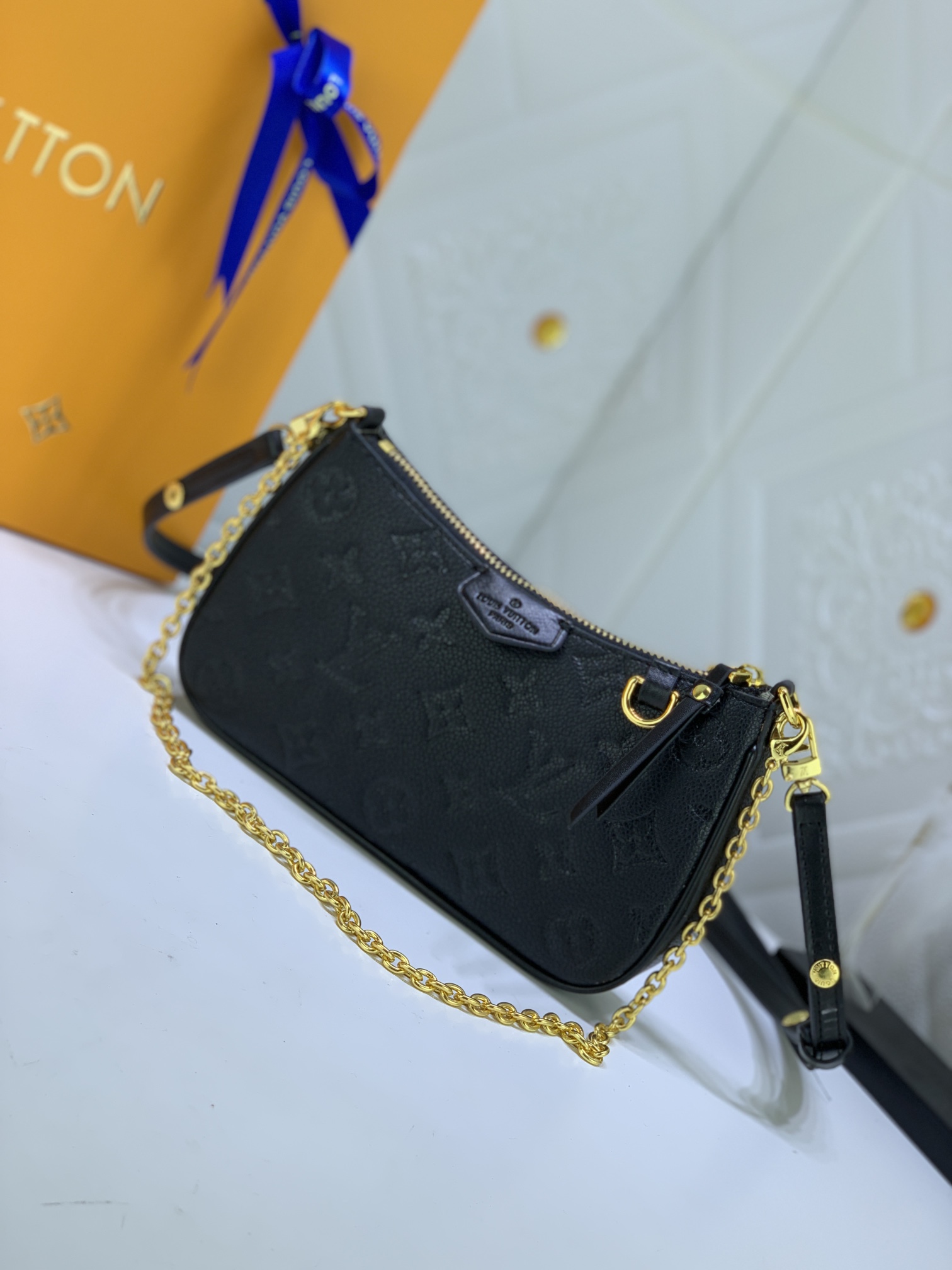 LV $62 gallery