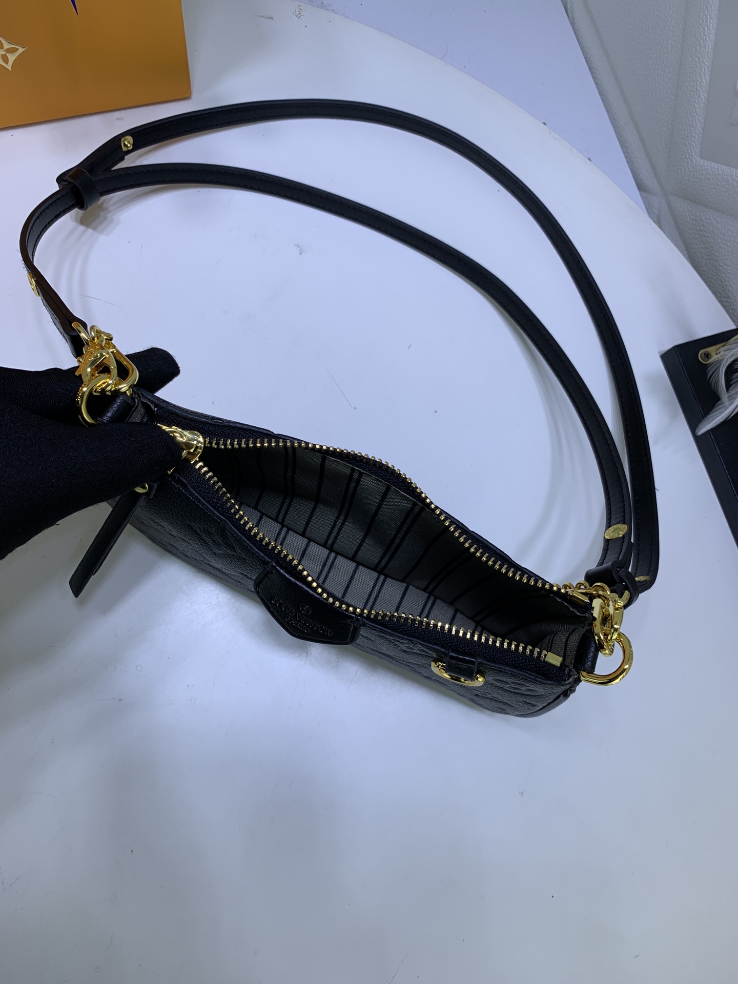 LV $62 gallery