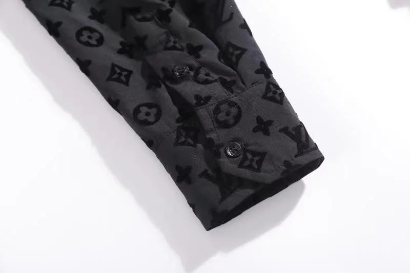 LV $62 gallery