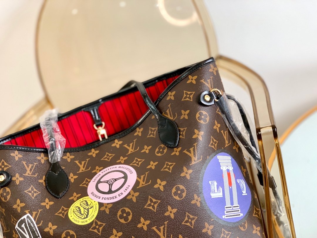 LV $62 gallery