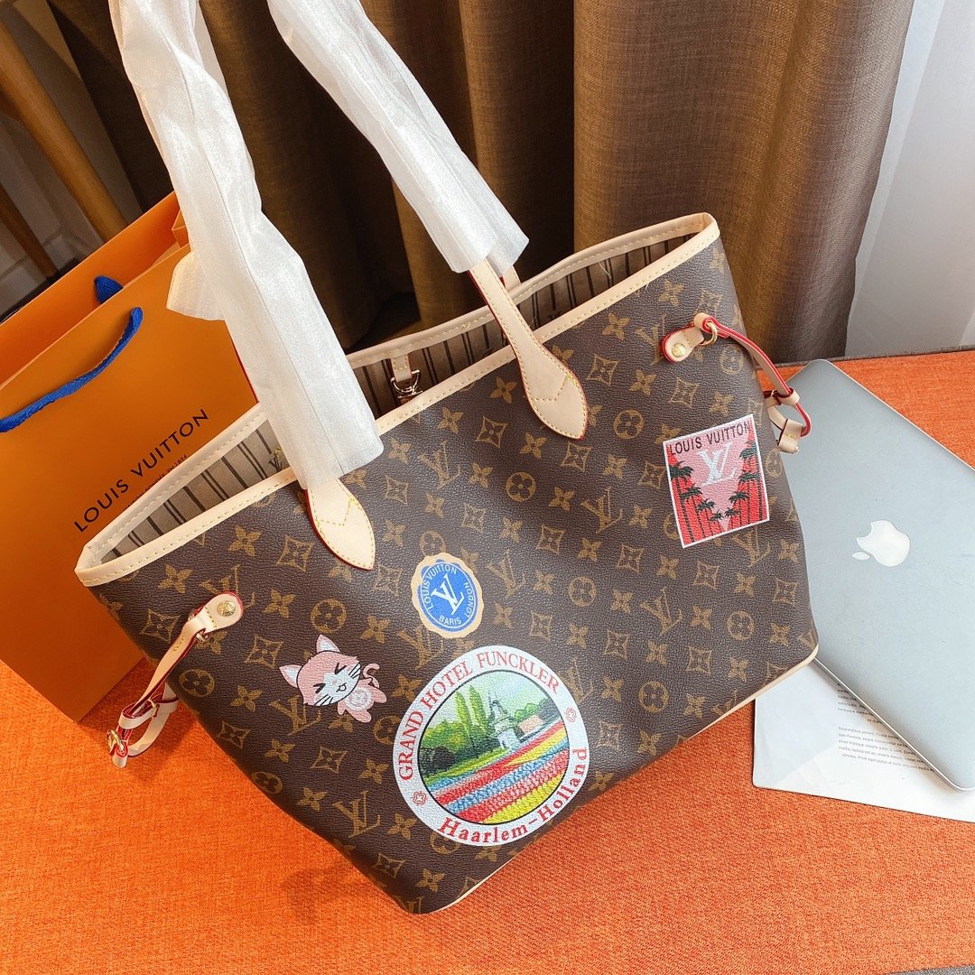 LV $62 gallery