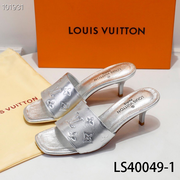 LV $62 gallery