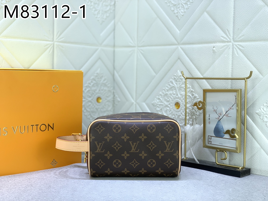 LV $62 gallery