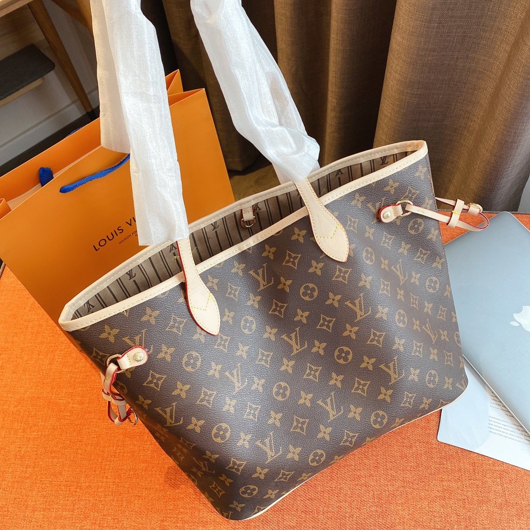 LV $62 gallery