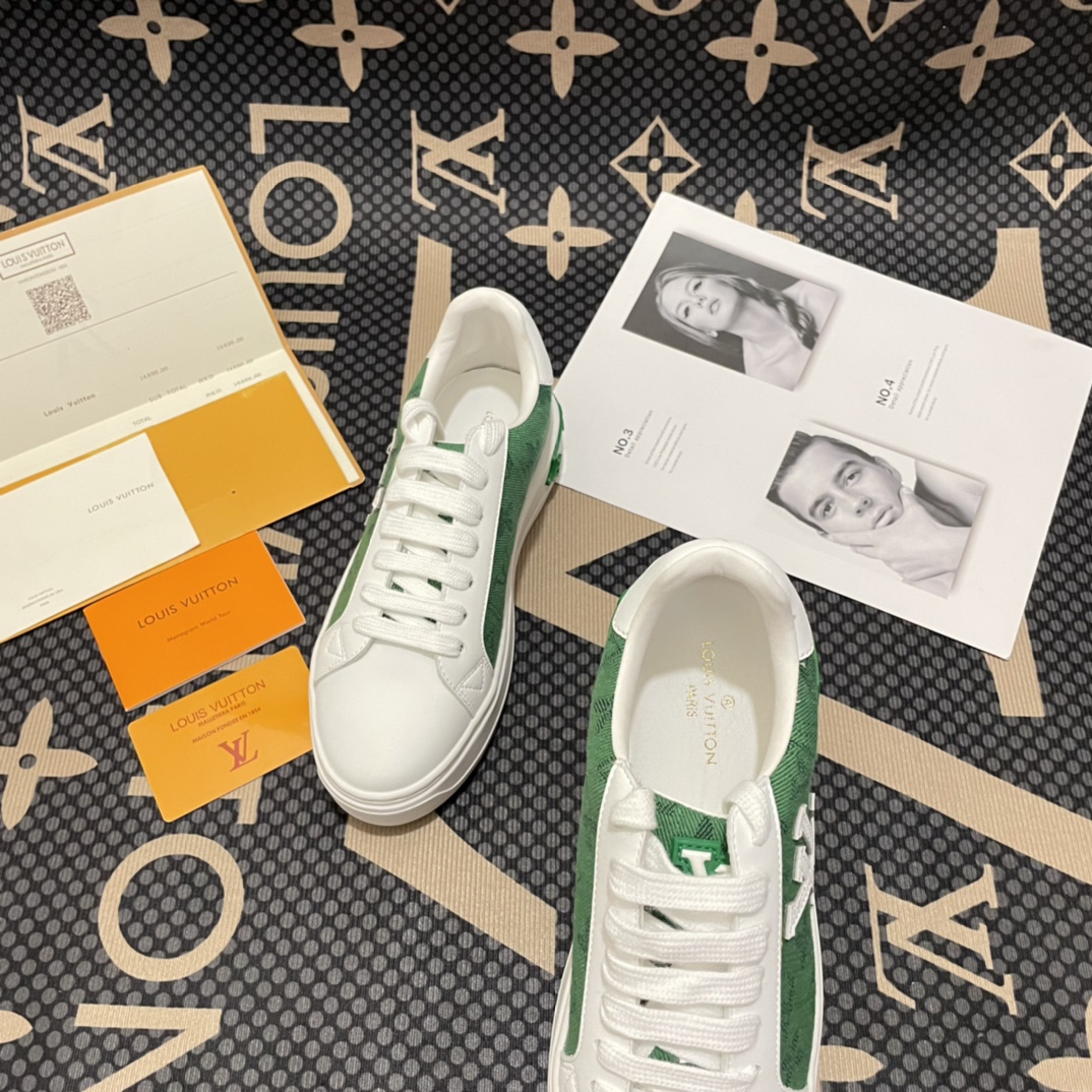 LV $62 gallery