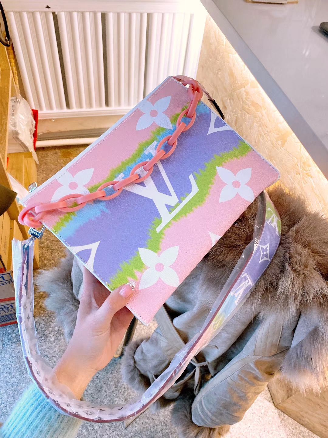 LV $62 gallery