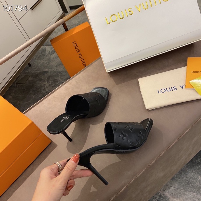 LV $63 gallery