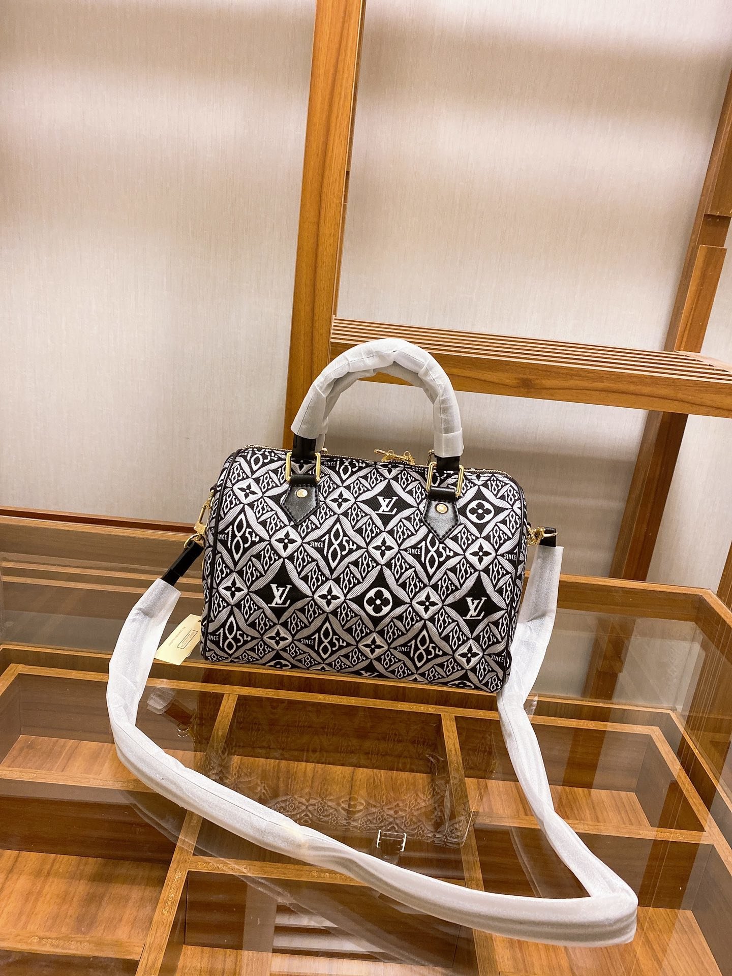 LV $65 gallery