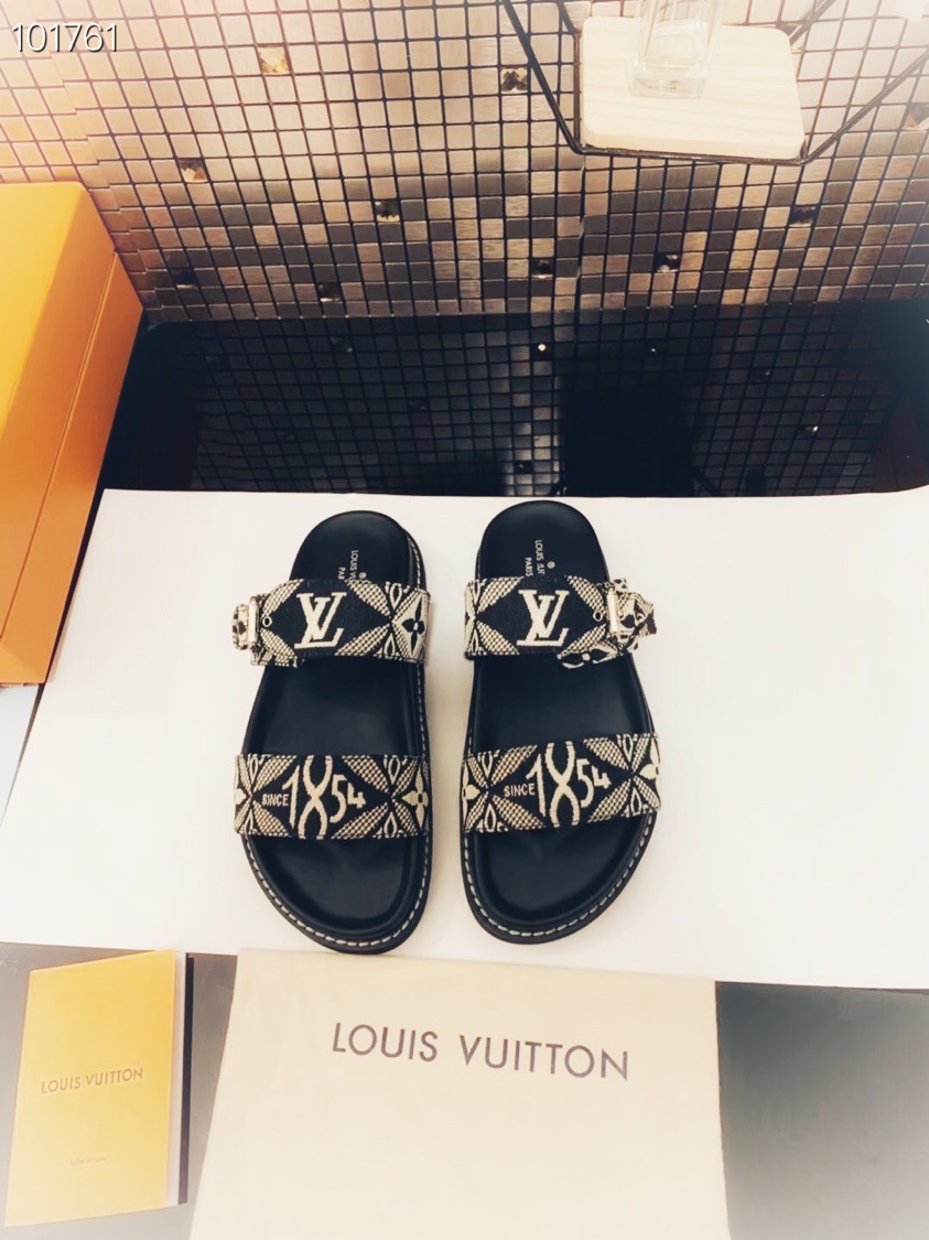 LV $65 gallery