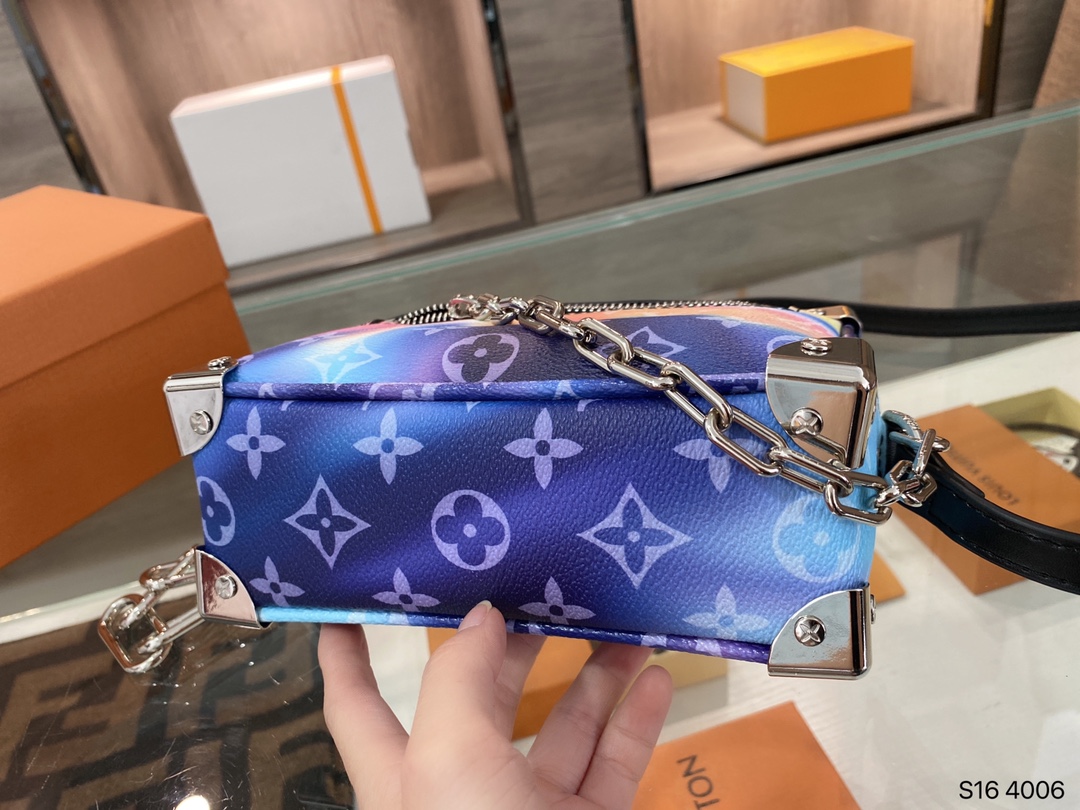 LV $65 gallery