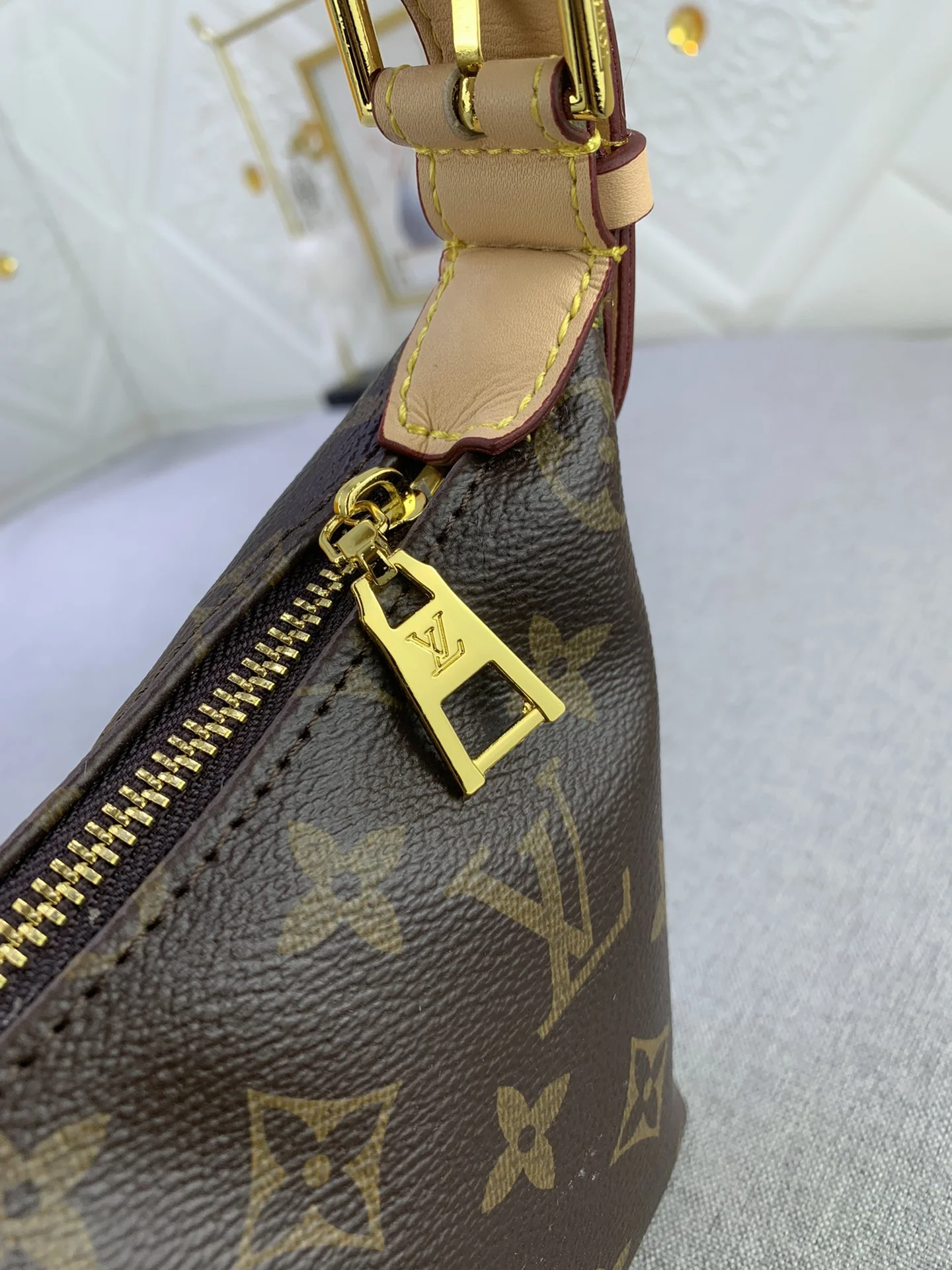 LV $65 gallery