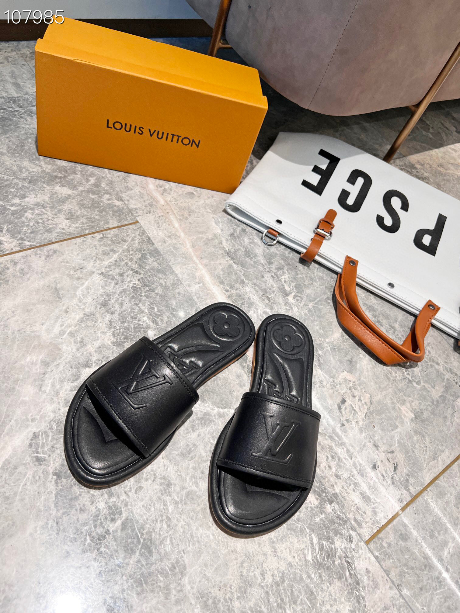 LV $65 gallery