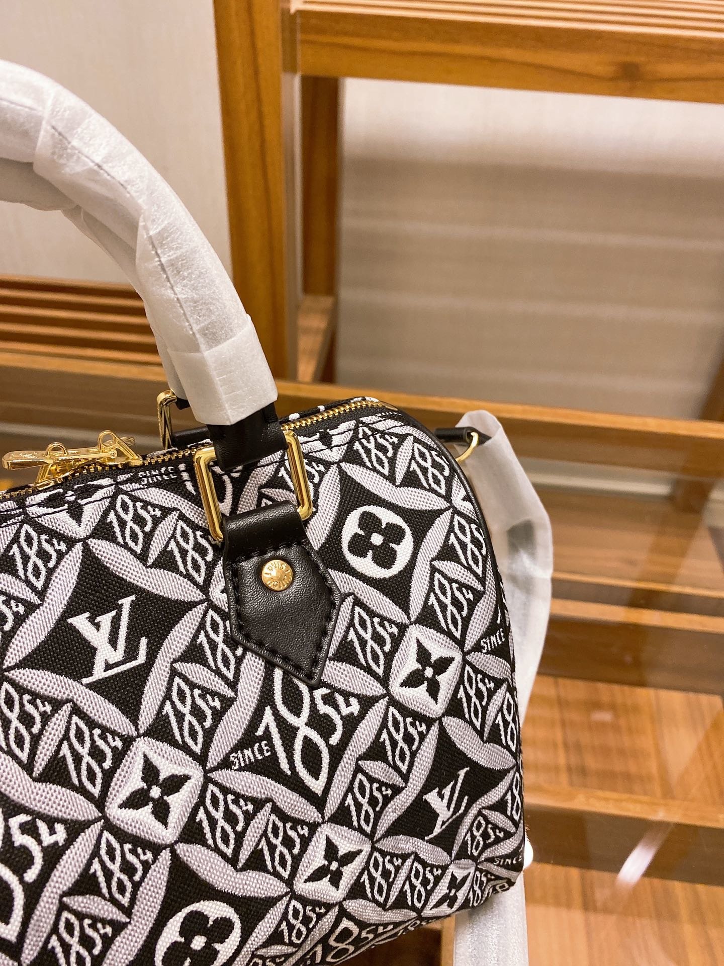 LV $65 gallery