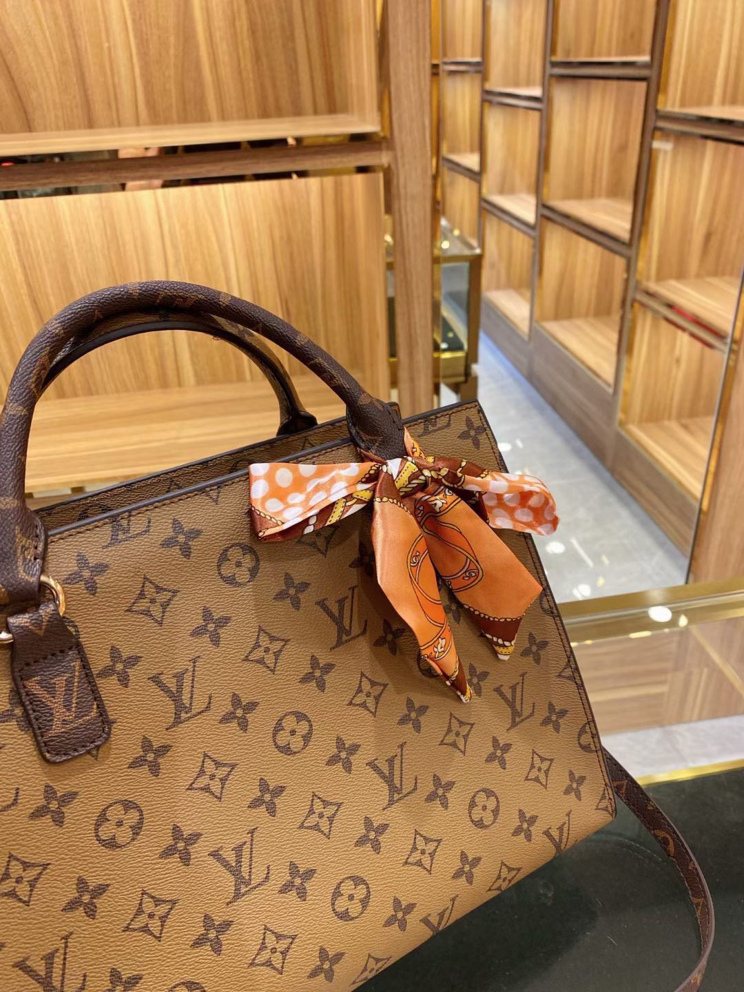 LV $65 gallery