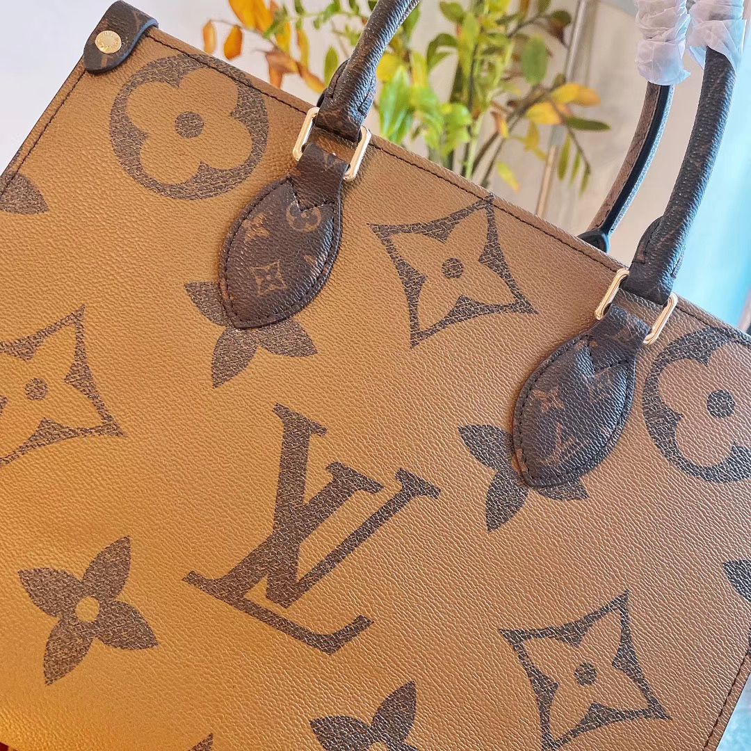 LV $66 gallery