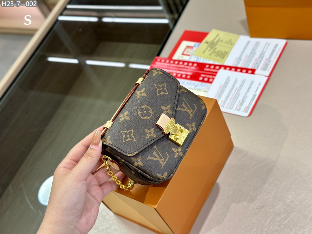 LV $66 gallery