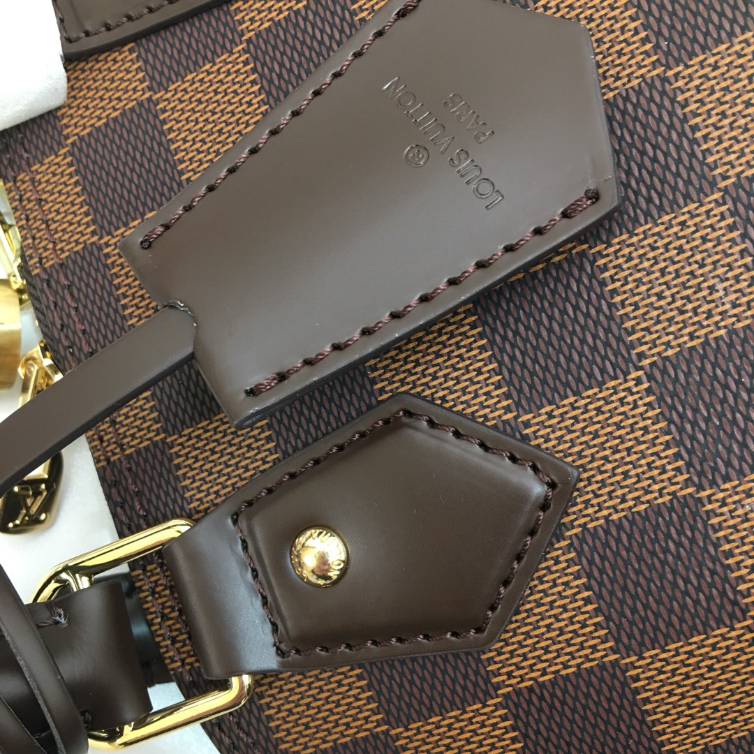 LV $66 gallery