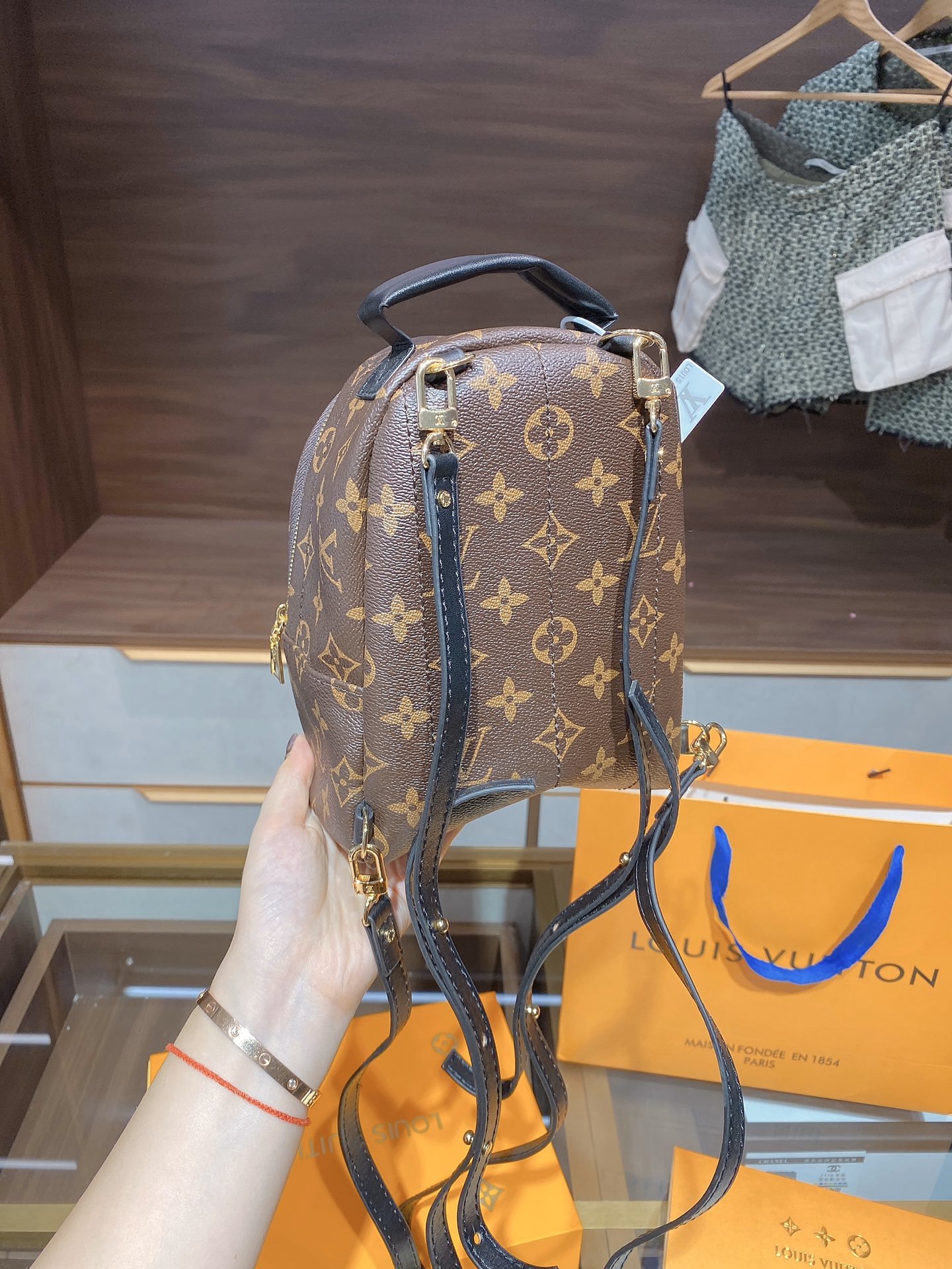 LV $66 gallery