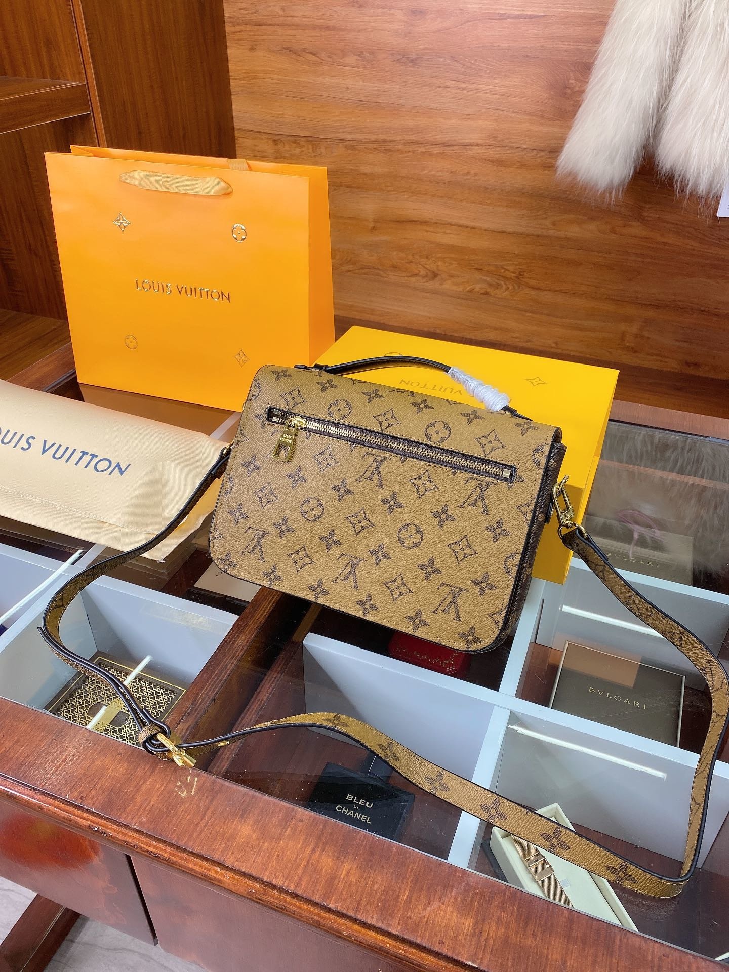 LV $66 gallery