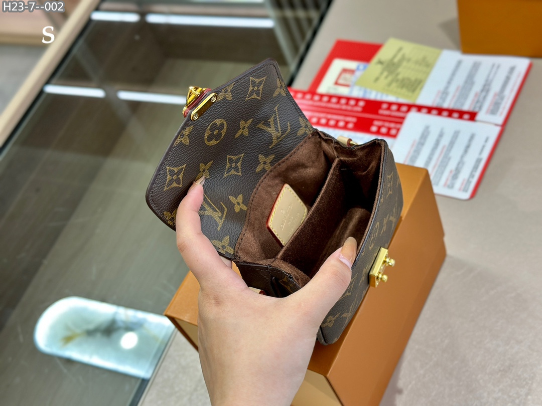 LV $66 gallery