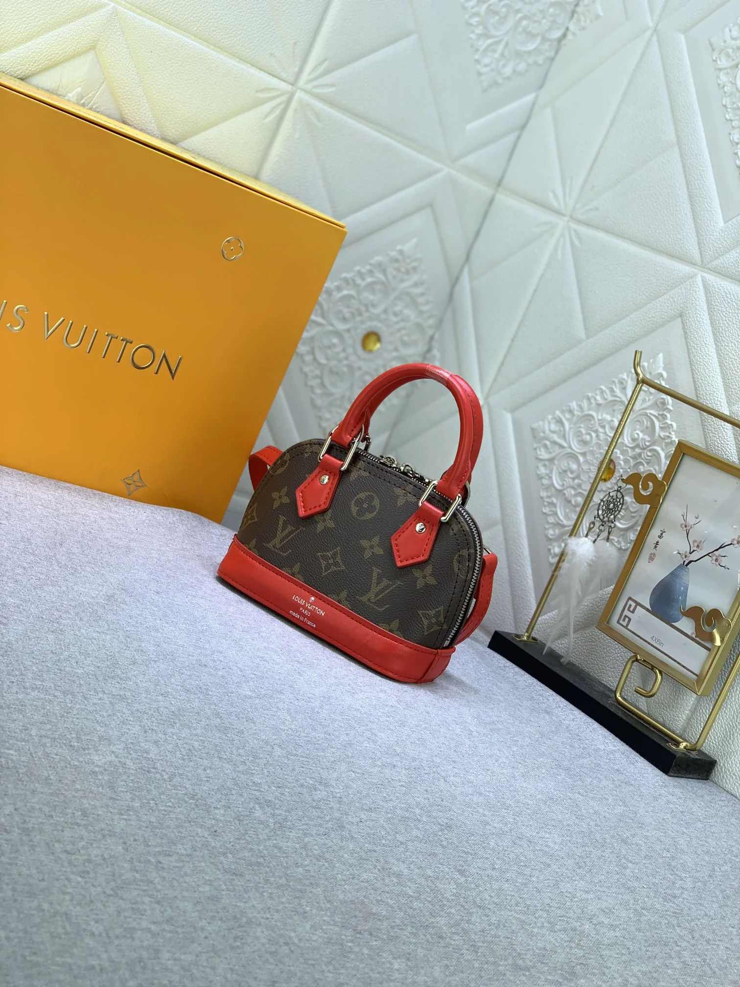 LV $67 gallery