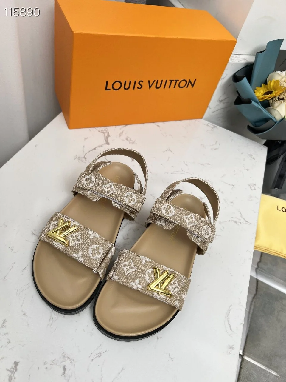 LV $67 gallery