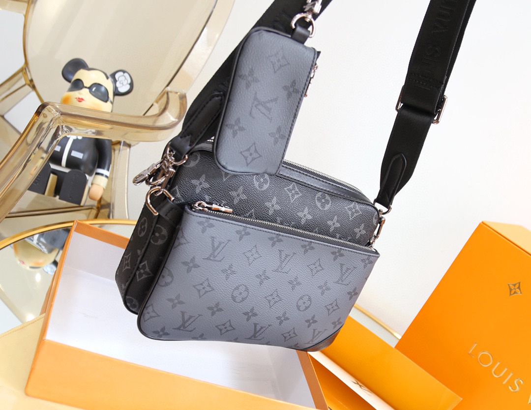 LV $67 gallery