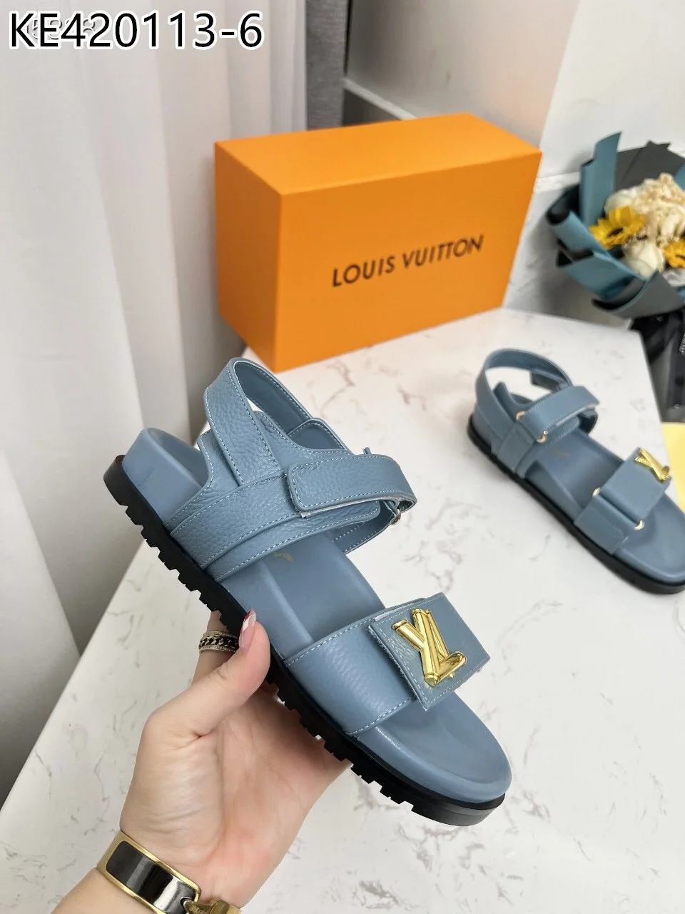 LV $67 gallery