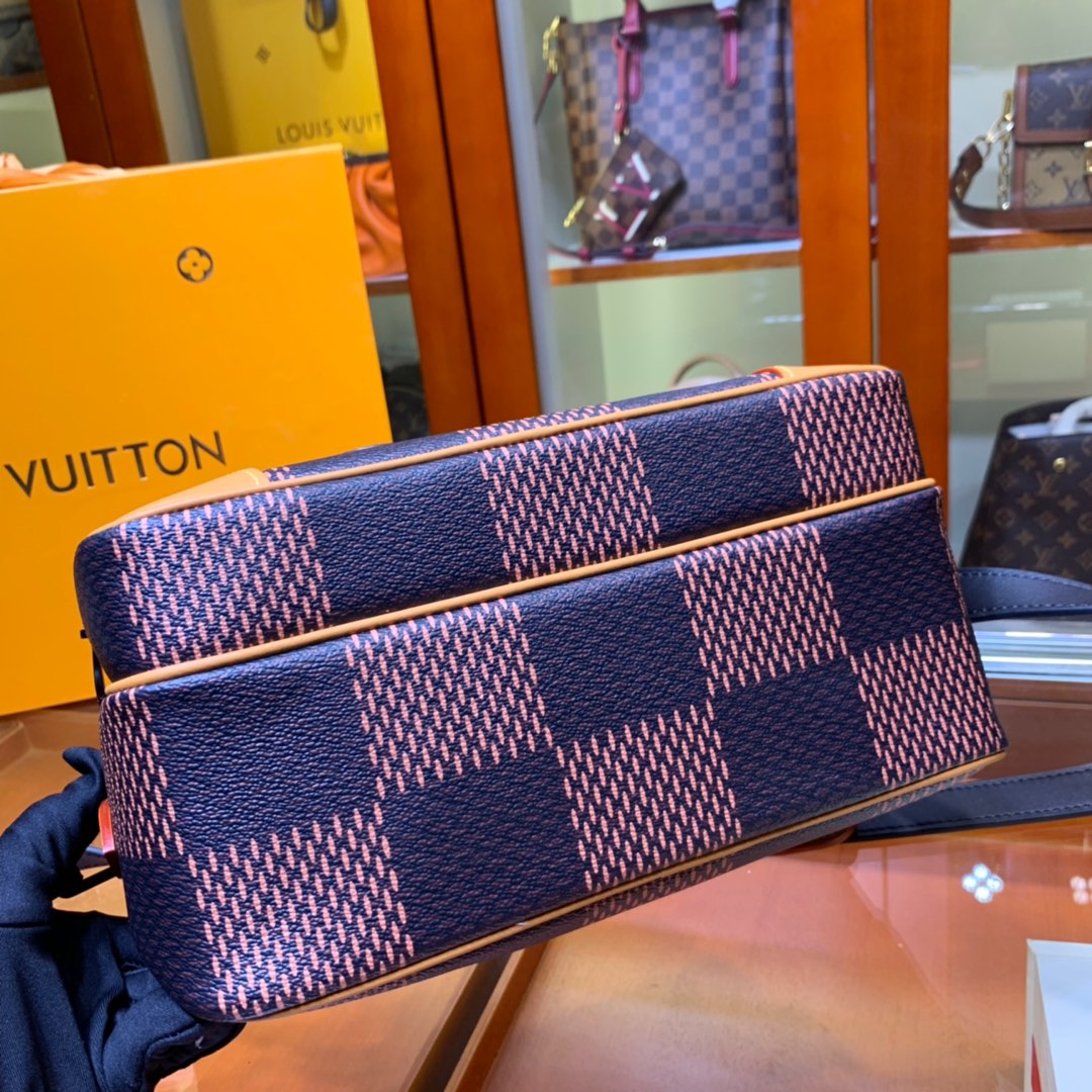 LV $67 gallery