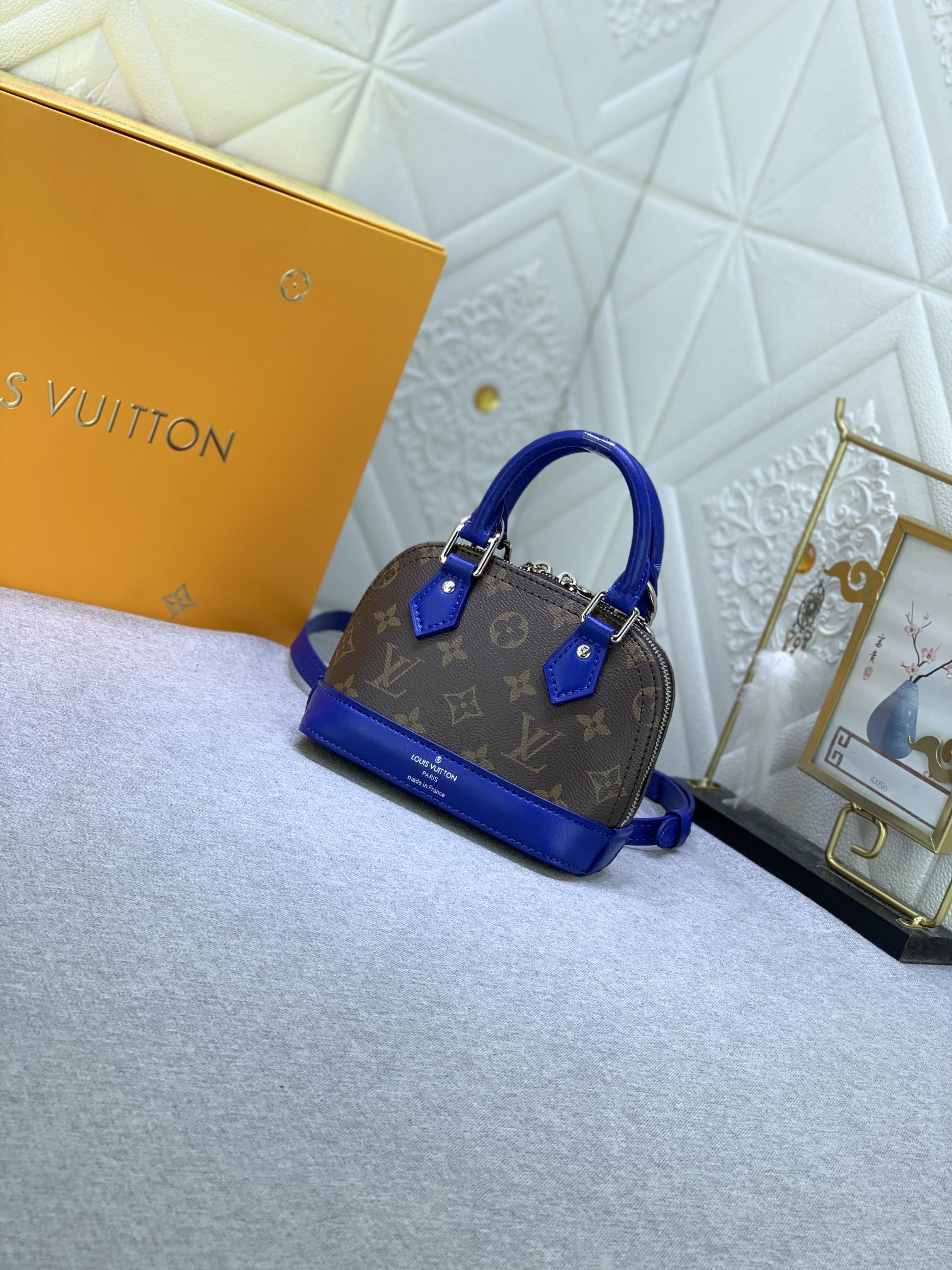 LV $67 gallery