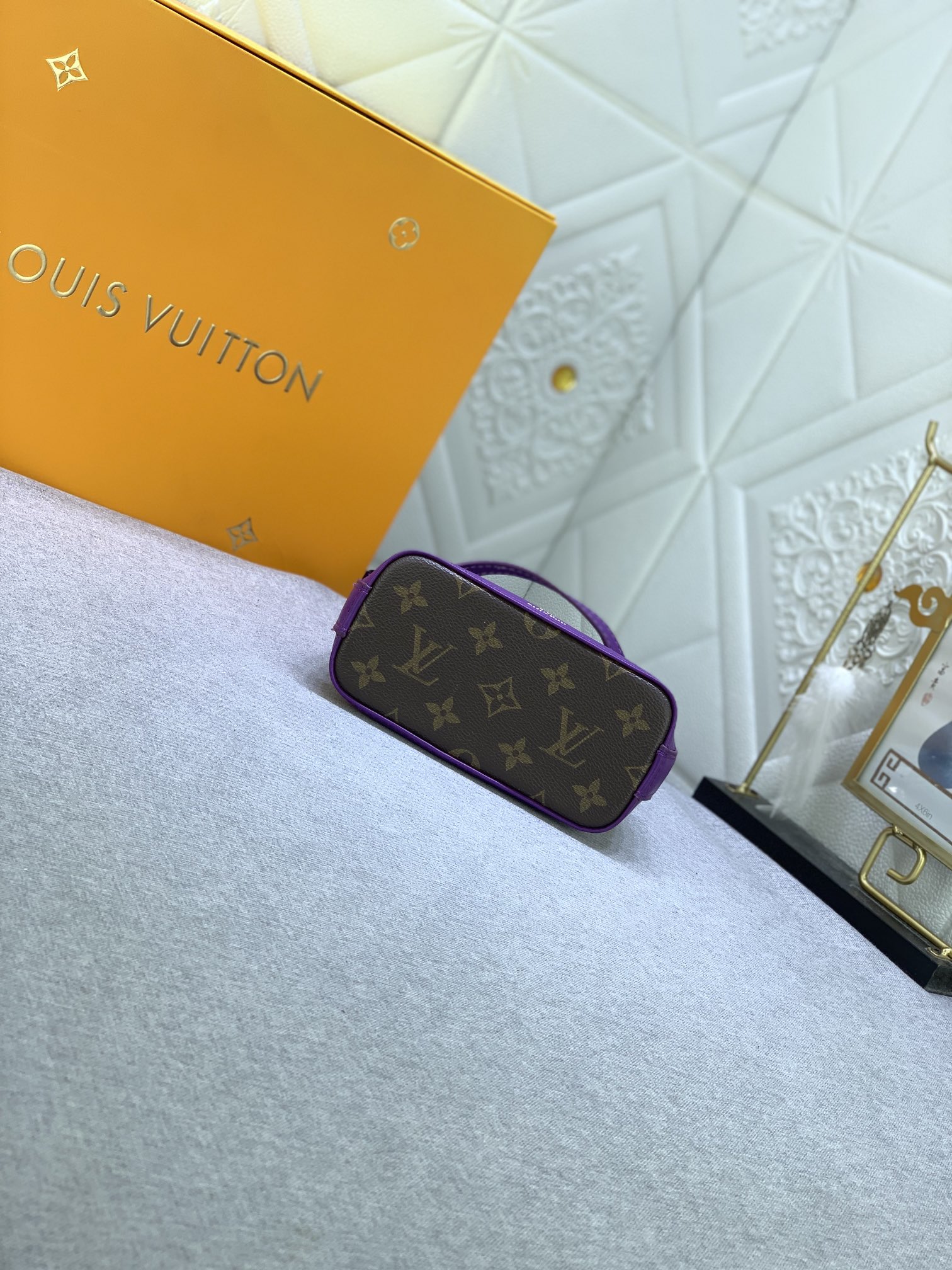 LV $67 gallery