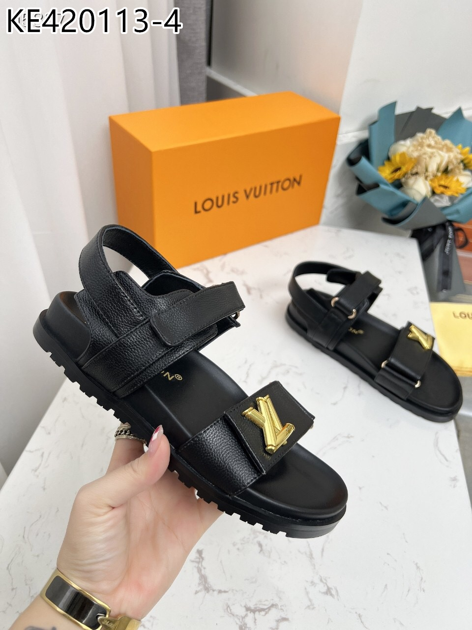 LV $67 gallery