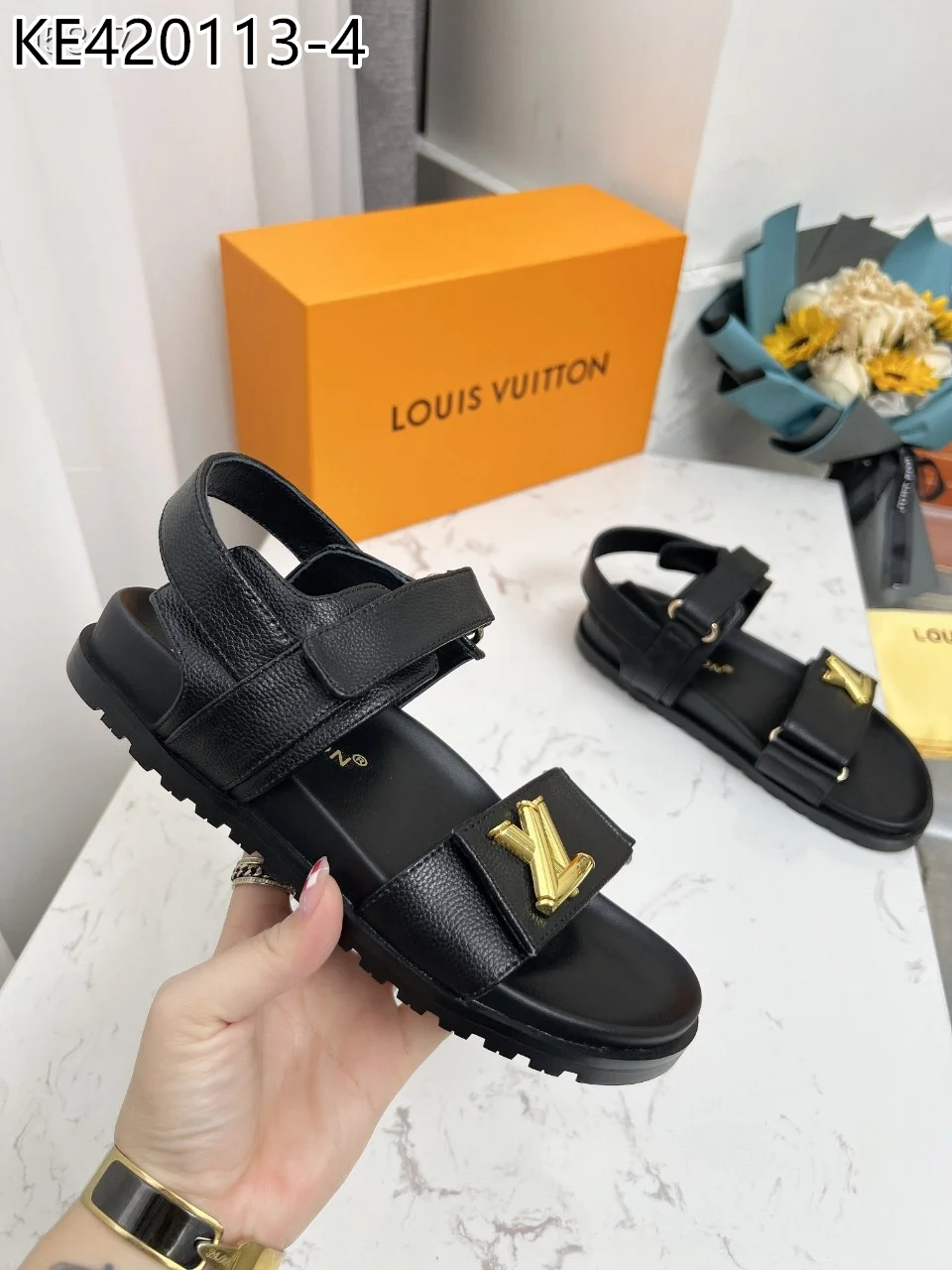 LV $67 gallery