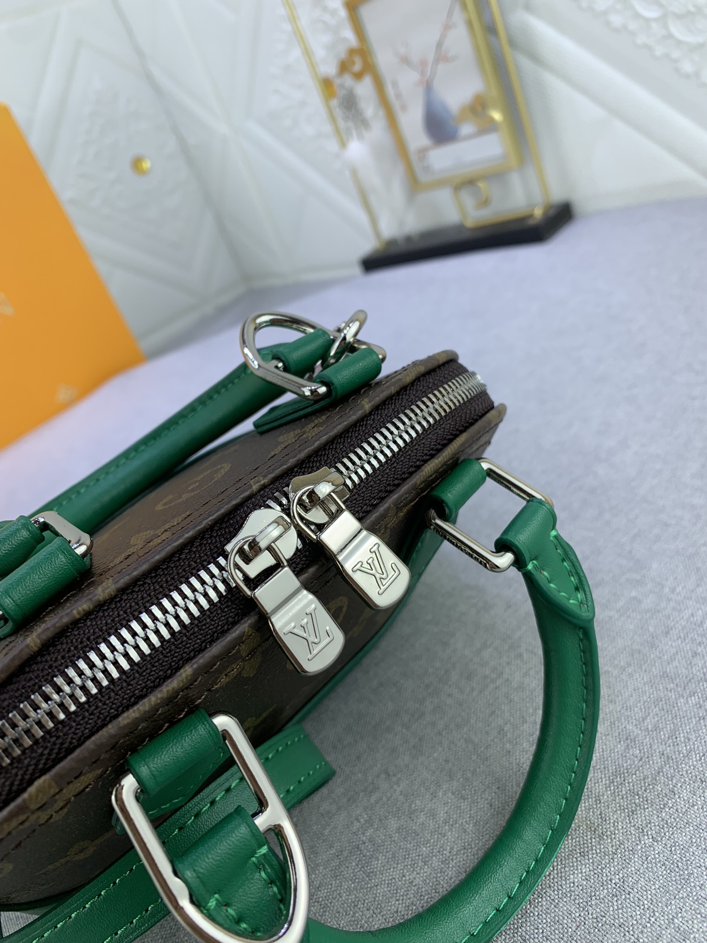 LV $67 gallery