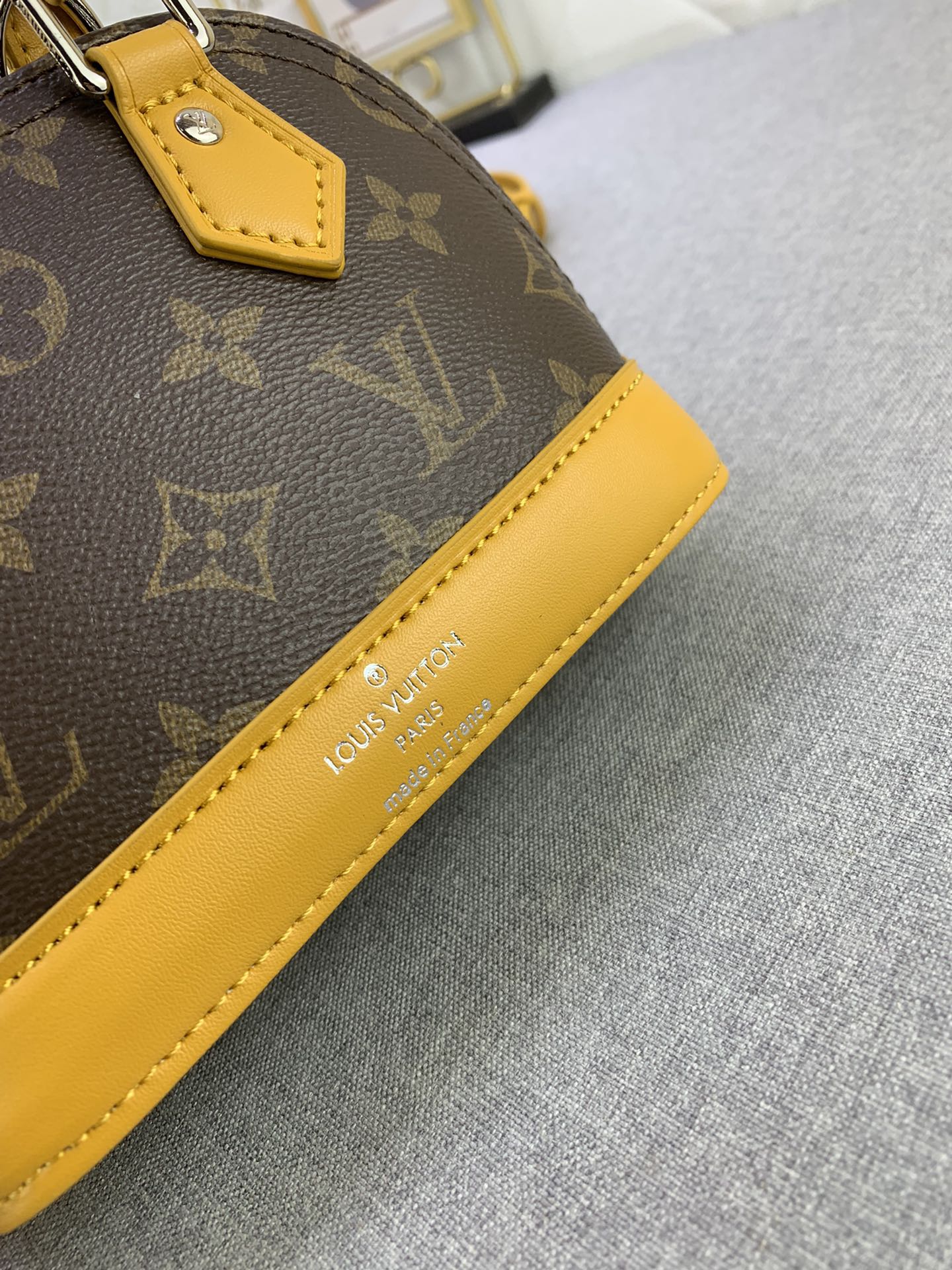 LV $67 gallery