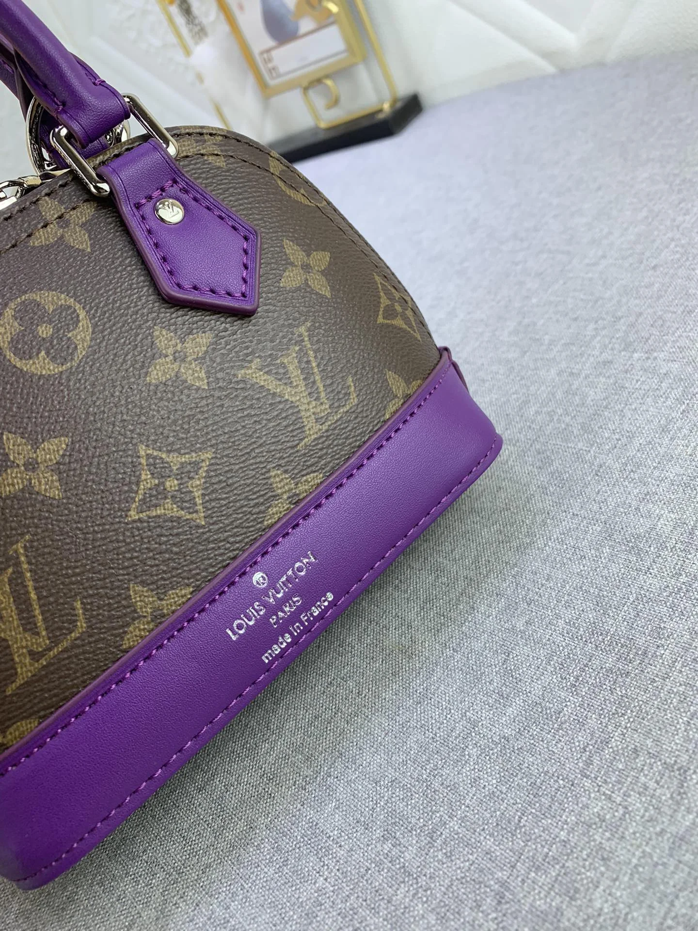 LV $67 gallery