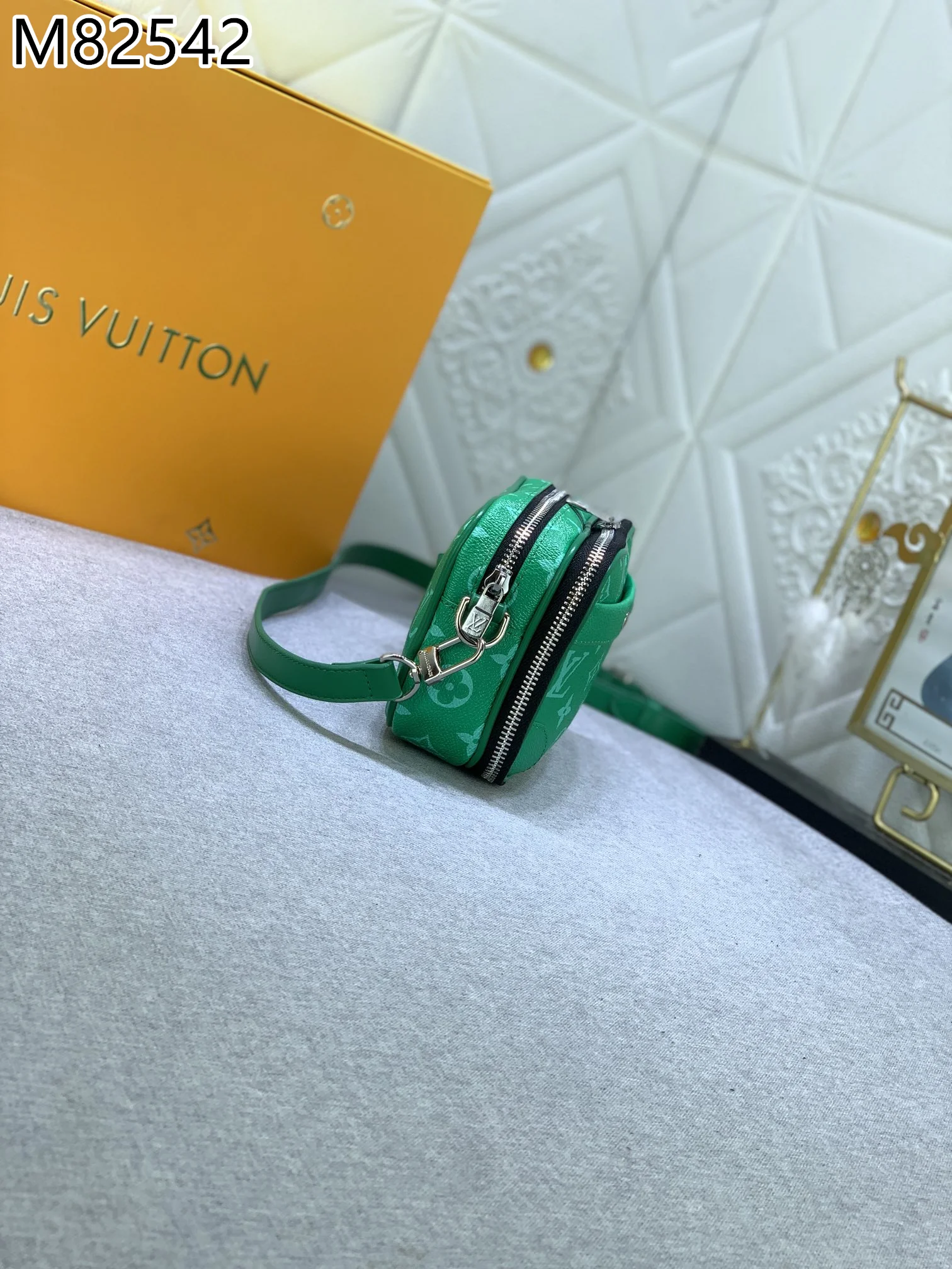 LV $67 gallery