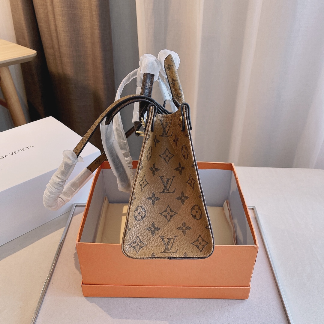 LV $67 gallery