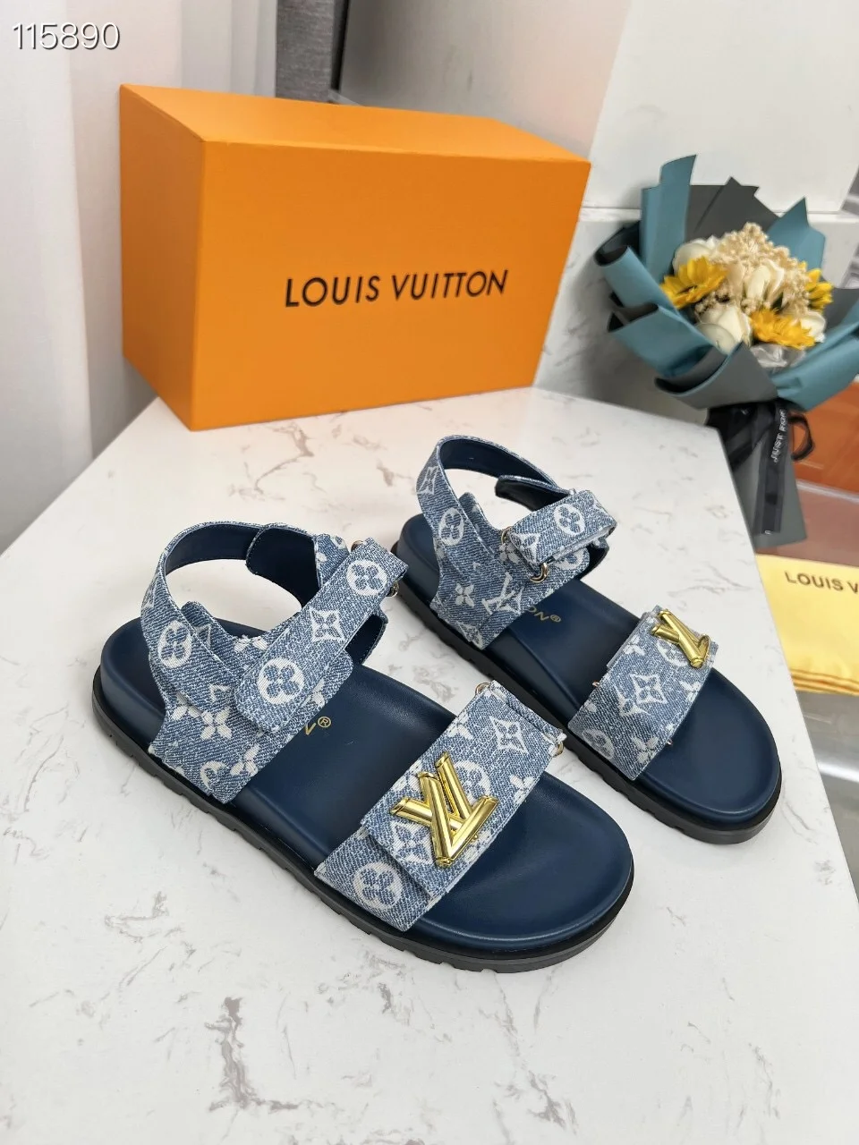 LV $67 gallery